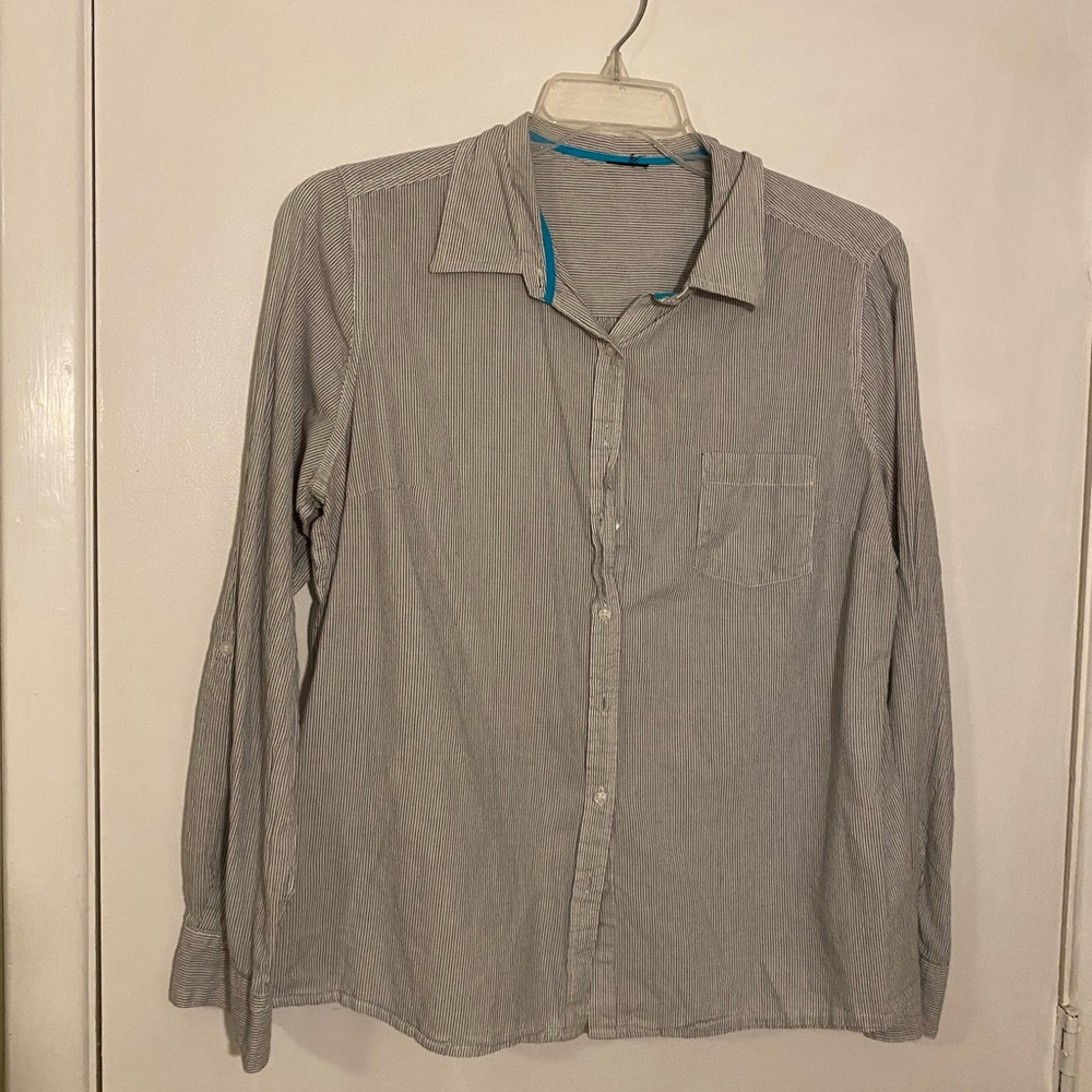 Woman’s xl button down blouse shirt long sleeved striped black white pinstripe